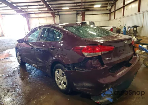 2017 Kia Forte Lx из США, поврежденный, VIN 3KPFL4A7XHE076123